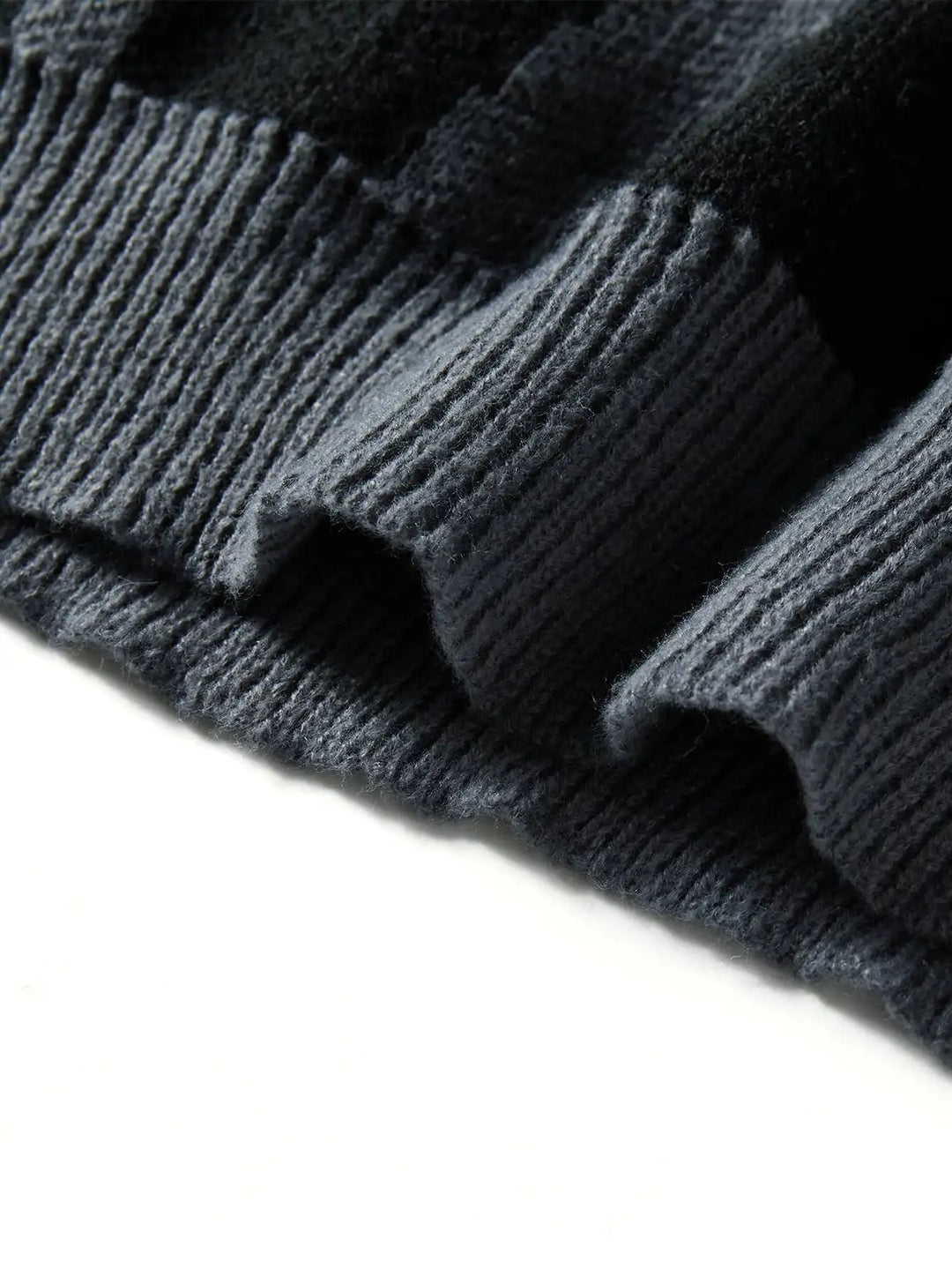 Garen Wool Pullover