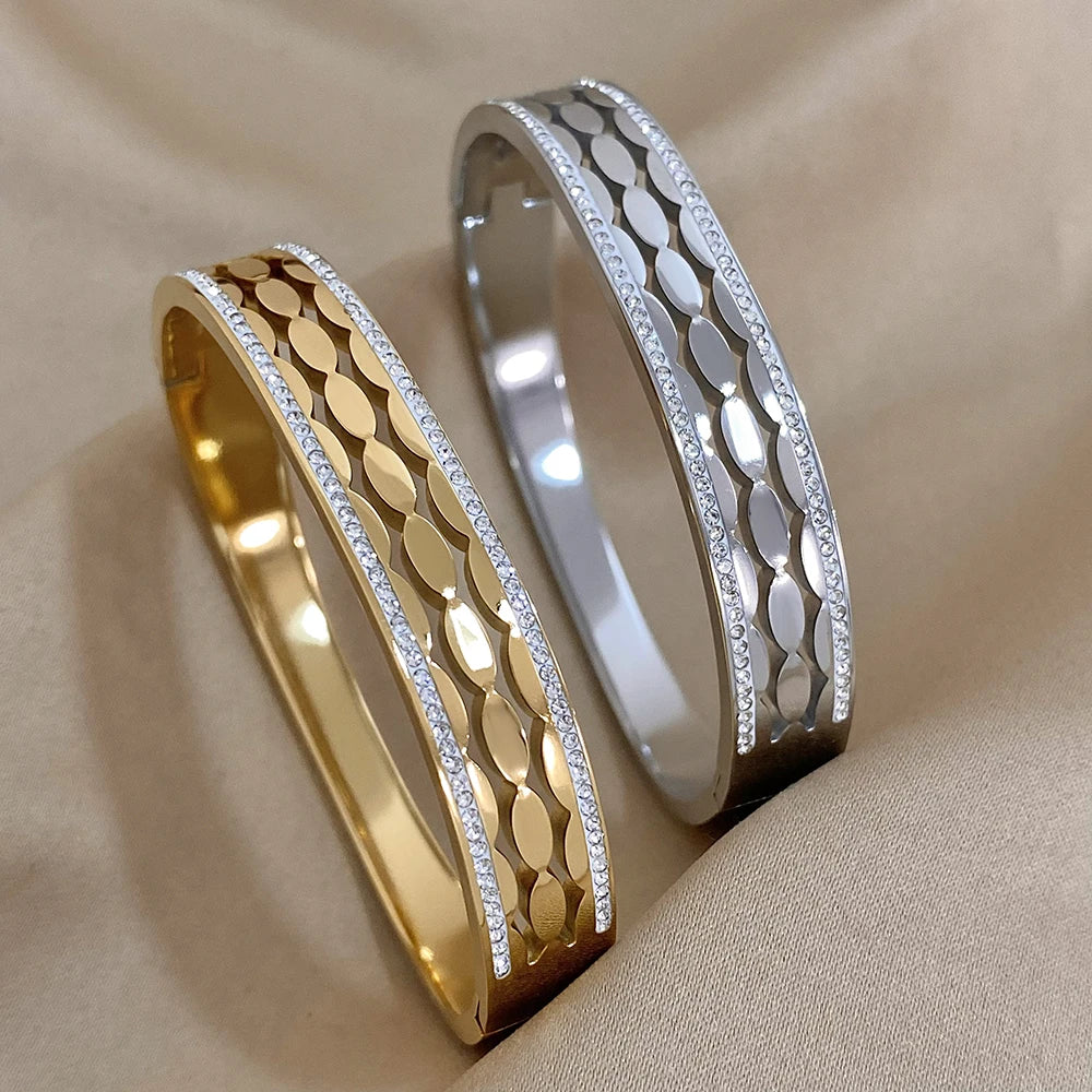 Savona Halo Bangle