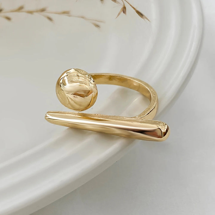 Savona Sculpt Ring