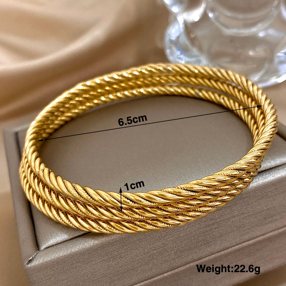 Savona Twist Bangle