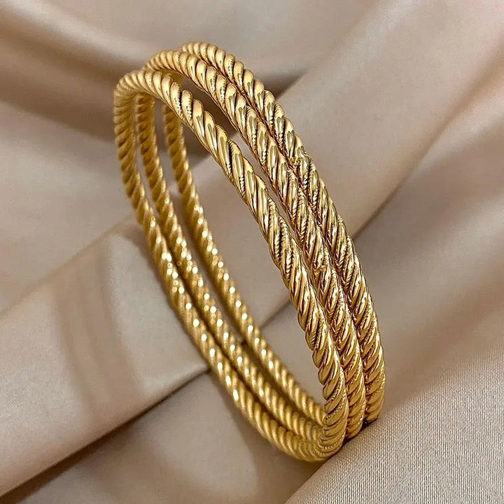 Savona Twist Bangle