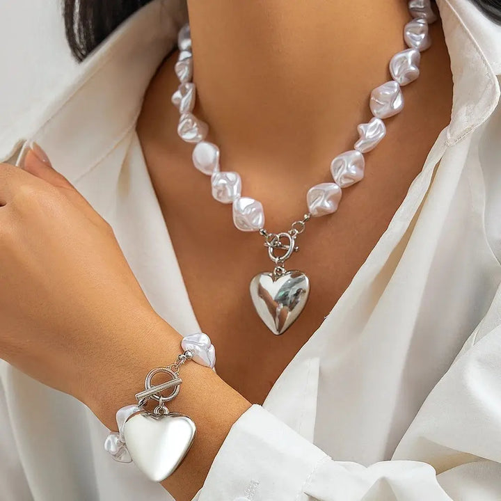 Savona Charm Set
